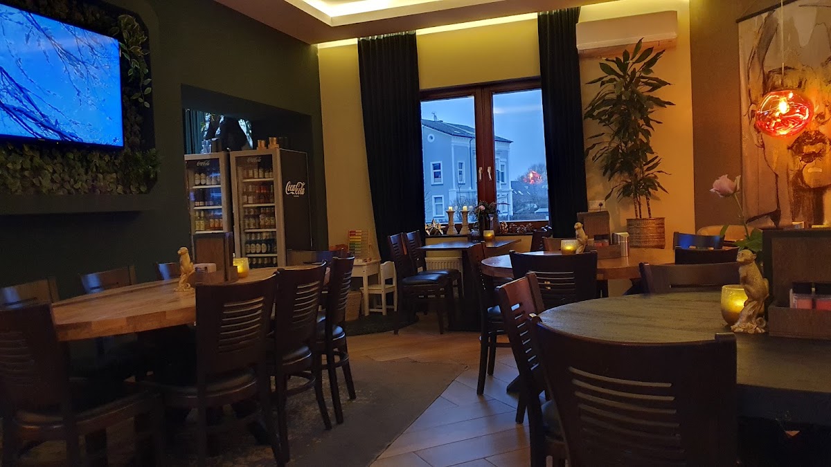 Pizzeria Avanti Photos 2